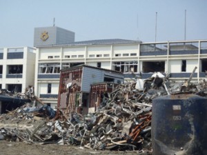 写真-9：被災した陸前高田市役所（平成23年4月）
