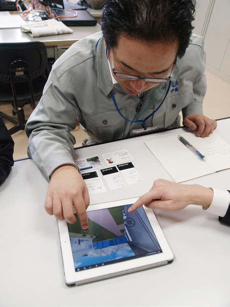 iPad上で復興計画の3Dモデルをウォークスルー
