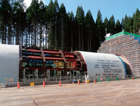 写真− 2 津軽蓬田トンネル