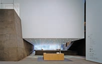 【青森県立美術館】(2006年開館 設計:青木淳)