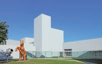 【青森県立美術館】(2006年開館 設計:青木淳)