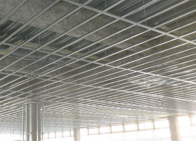 耐震天井工法『ダイケンハイブリッド天井』に3グレードの耐震対策製品を追加
