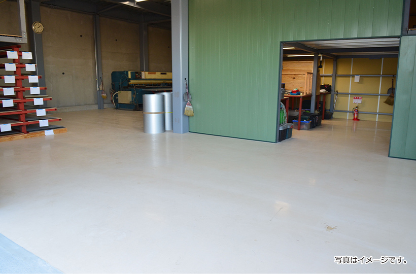 セルフレベリング性にすぐれた無機系速硬耐久塗り床材 発売