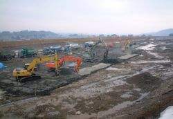 パワーブレンダー工法(地表散布方式、集塵装置付地表散布方式)