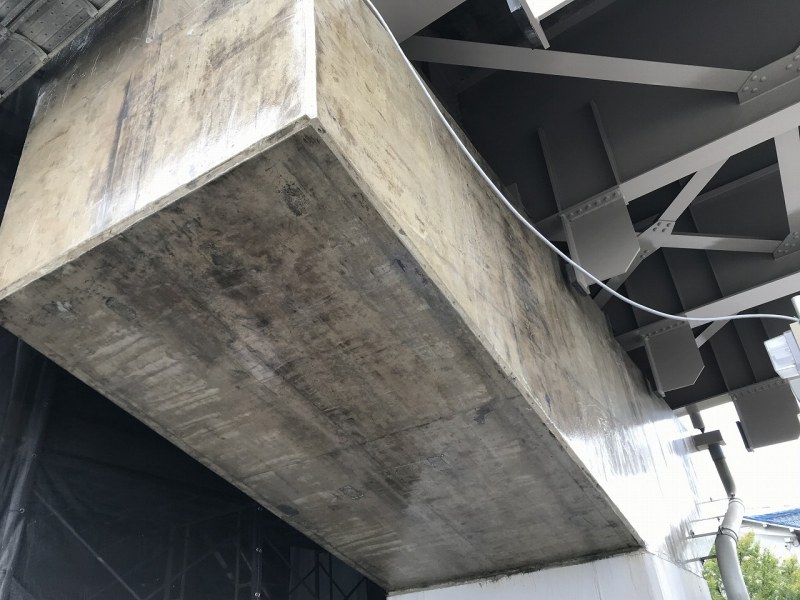 無繊維透明樹脂型コンクリート表面保護・はく落防止工法の詳細