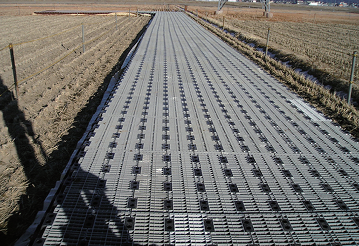 プラロード式簡易仮設道路工法