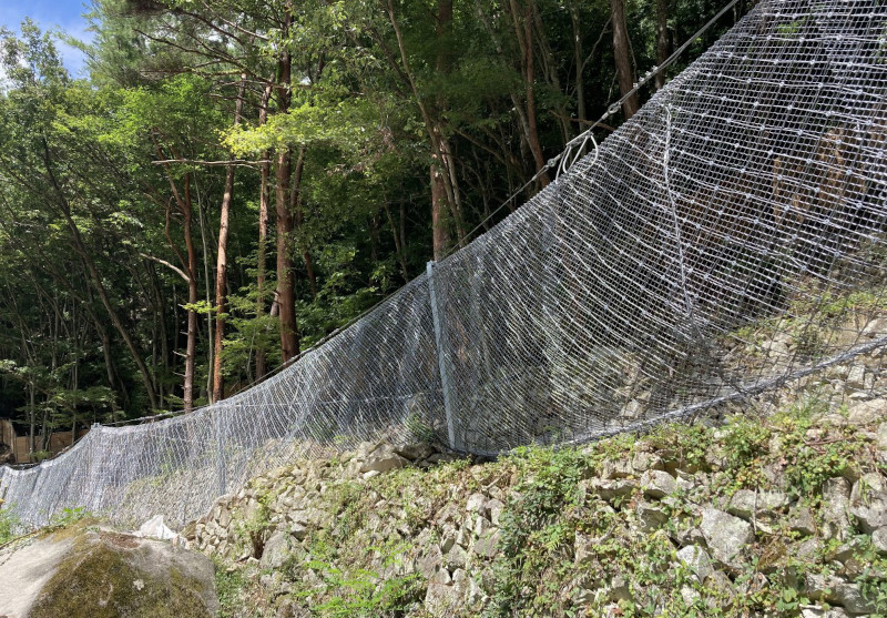 高エネルギー吸収型  落石・土砂防止柵　ハイジュールネット工法