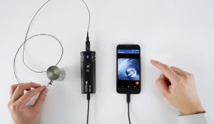 スマートフォンと接続し撮影可能