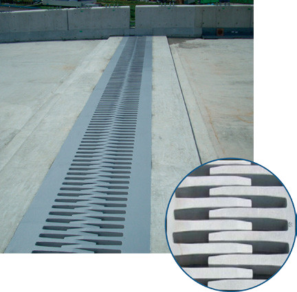 アスキッド工法を施した伸縮装置