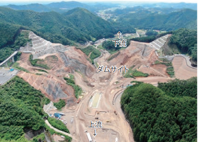 南摩ダム本体建設工事の状況(令和3年6月撮影)