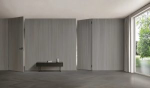 KAMIYA、壁と一体化する室内ドア「フルハイトドア・インワードタイプ」３月発売