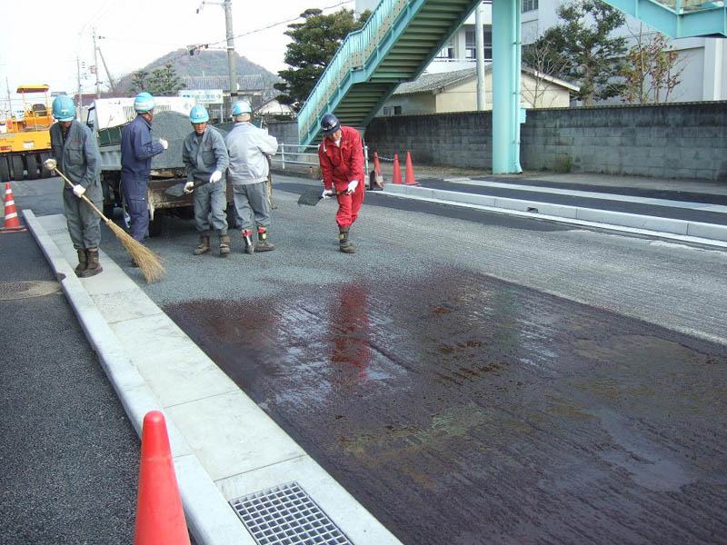 アスファルト乳剤 高濃度浸透用乳剤〈JEAAS規格〉 ハイタックの詳細