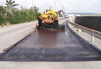 アスファルト乳剤 ゴム入りアスファルト乳剤〈JEAAS規格〉 アスラティックRTの詳細