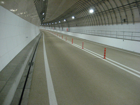 加熱混合用カラー舗装用材 明色バインダー カラーファルトクリア