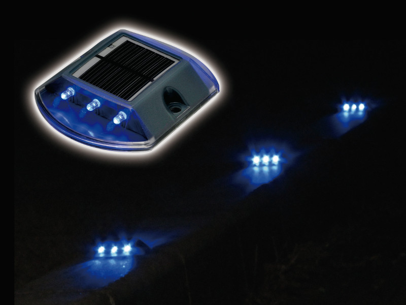 セーフアイ 道路鋲