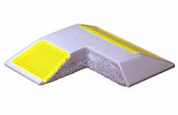 縁石鋲 キャットアイマーカーの詳細