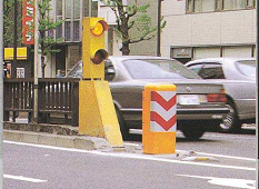 衝撃緩衝材 クラッシュアブソーバーの詳細