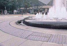 DKC式カラー舗装用スライドカバー