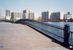 アルミ合金製高欄