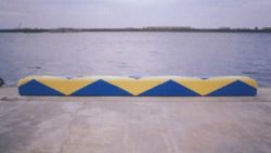 港湾用車止め PC車止めの詳細