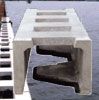 矢板用笠コンクリートブロックの詳細