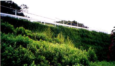 スリットウォール工法