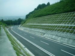 コンクリート法枠用型枠 SGフレーム工法の詳細