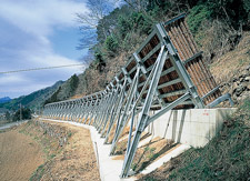 鋼製落石防止壁の詳細
