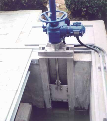 鋼製スルースゲート