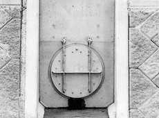 ステンレス製フラップゲート