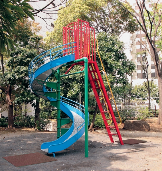 1回転すべり台の詳細