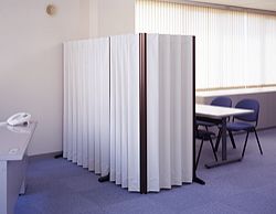 アコーディオンスクリーンの詳細