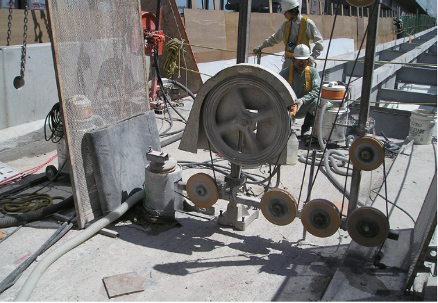 乾式ワイヤーソーイング工法の詳細