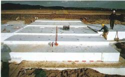 EDO-EPS工法認定ブロック 緊結金具の詳細