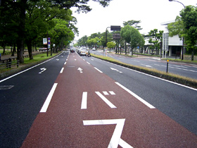 加熱混合用カラー舗装用材 高粘度明色バインダー カラーファルトタフの詳細