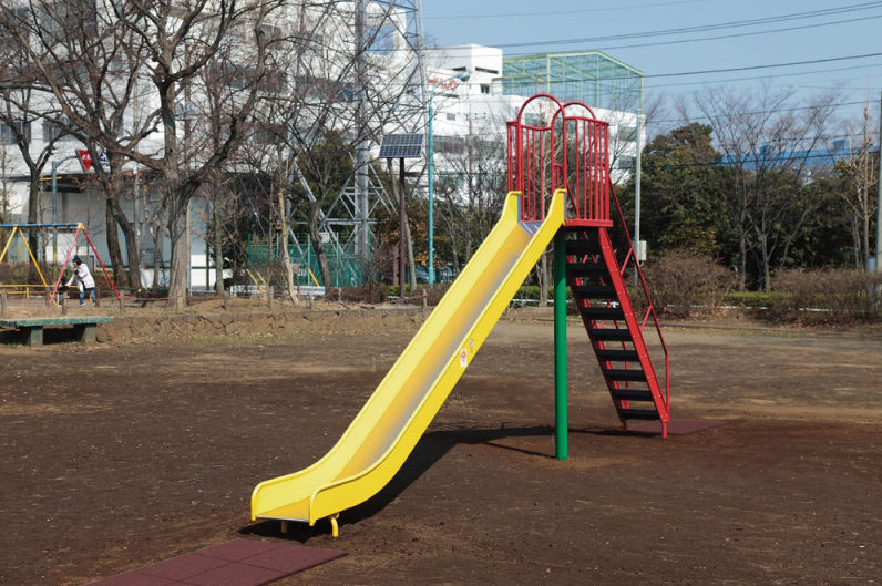 大一流型すべり台