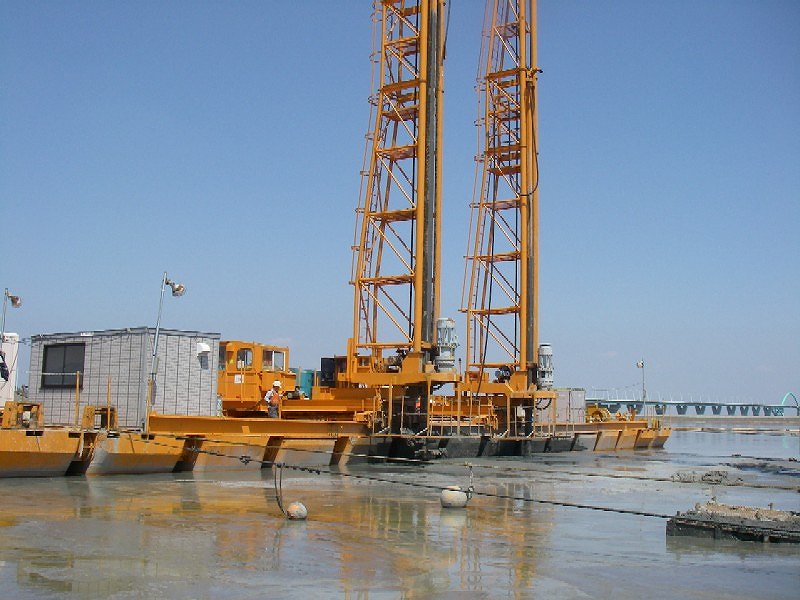 長尺横行式施工法