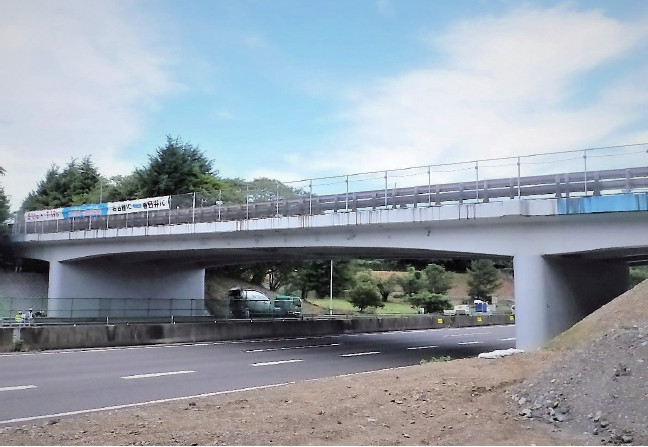 AT-P工法(橋脚補強工法)