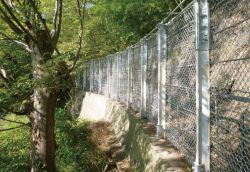 ストロンガー工法 緩衝金具の詳細