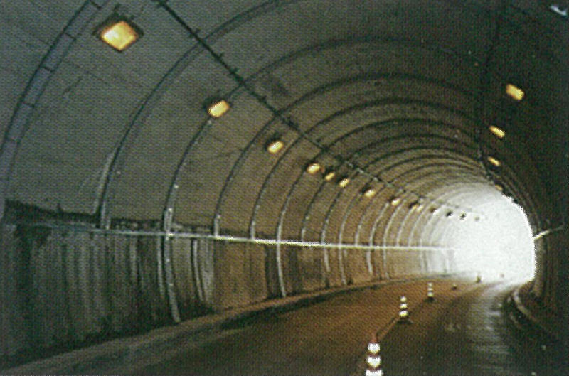 水平導水樋材 サイド・ドレンの詳細