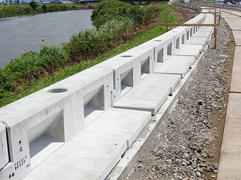 サイドガードの詳細