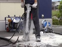 油圧ハンドブレーカの詳細