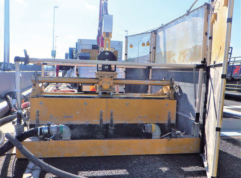 オートチッパー工法