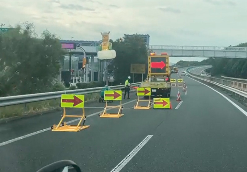 工事用防護材 車両停止装置「規制の相棒」