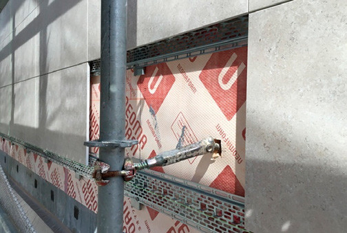 乾式外断熱工法