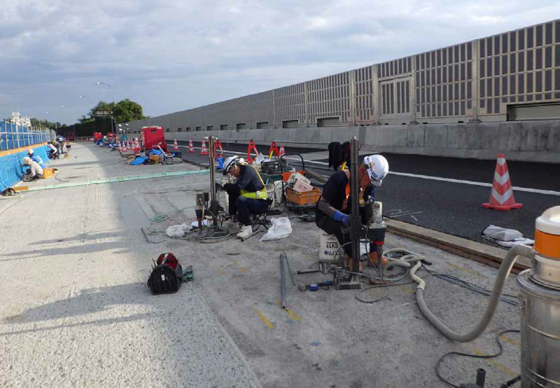 ポストヘッドバー（Post-Head-bar）の詳細