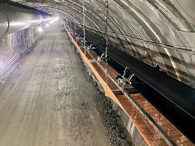 連続ベルトコンベヤ