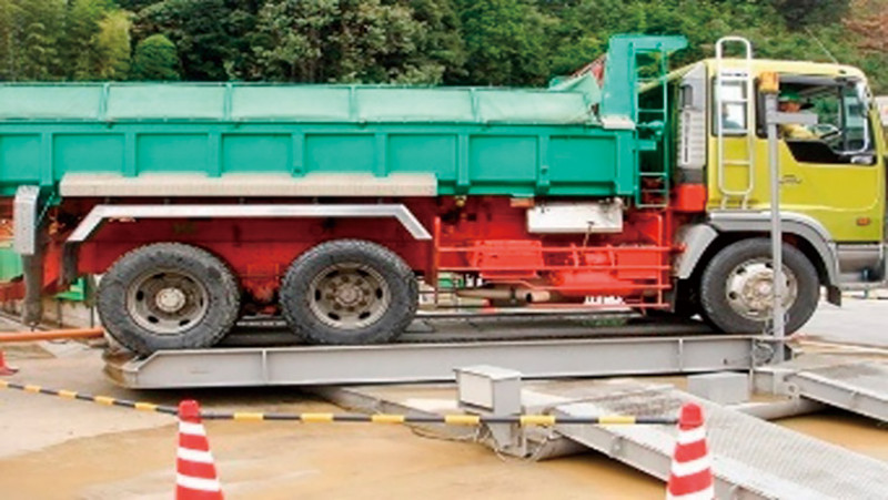 ターンテーブル